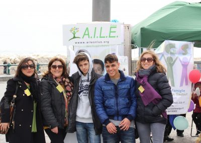 Volontari AILE allo stand